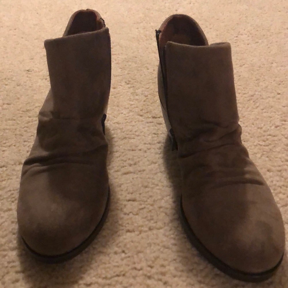 B.ø.c heeled shoes.